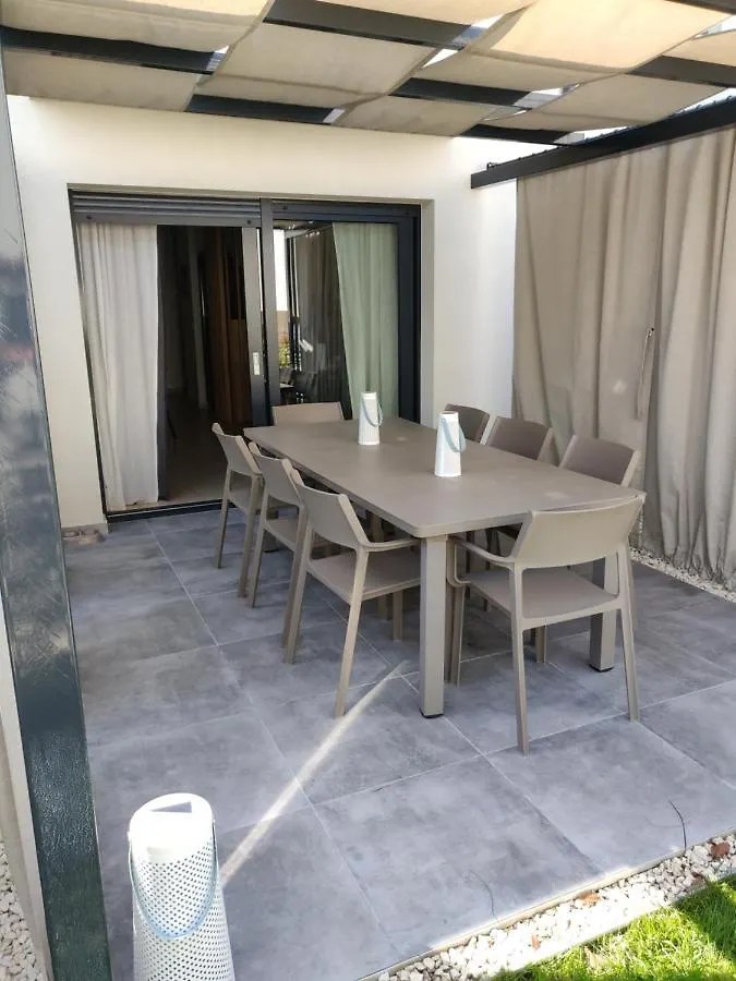 Pinna Residence - Vanga Пула