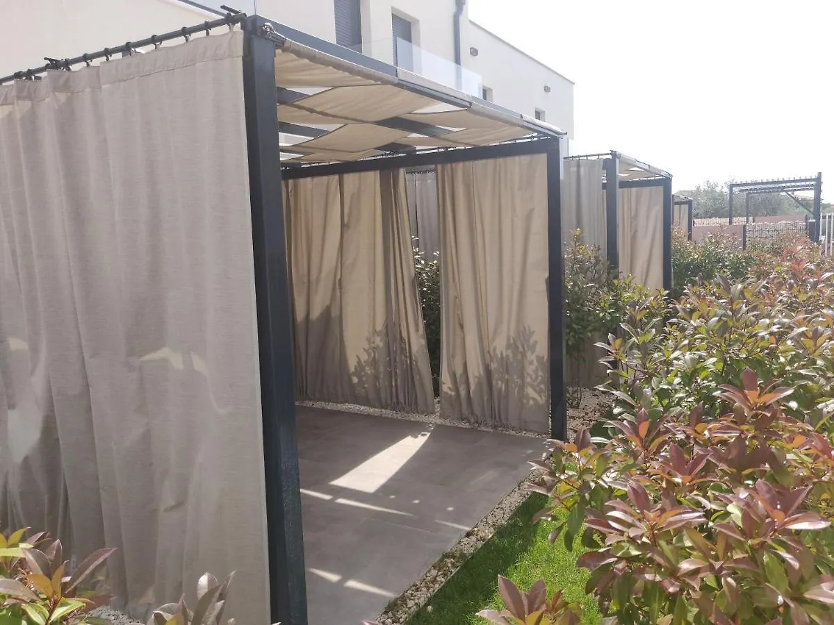 Pinna Residence - Vanga Пула 0*,